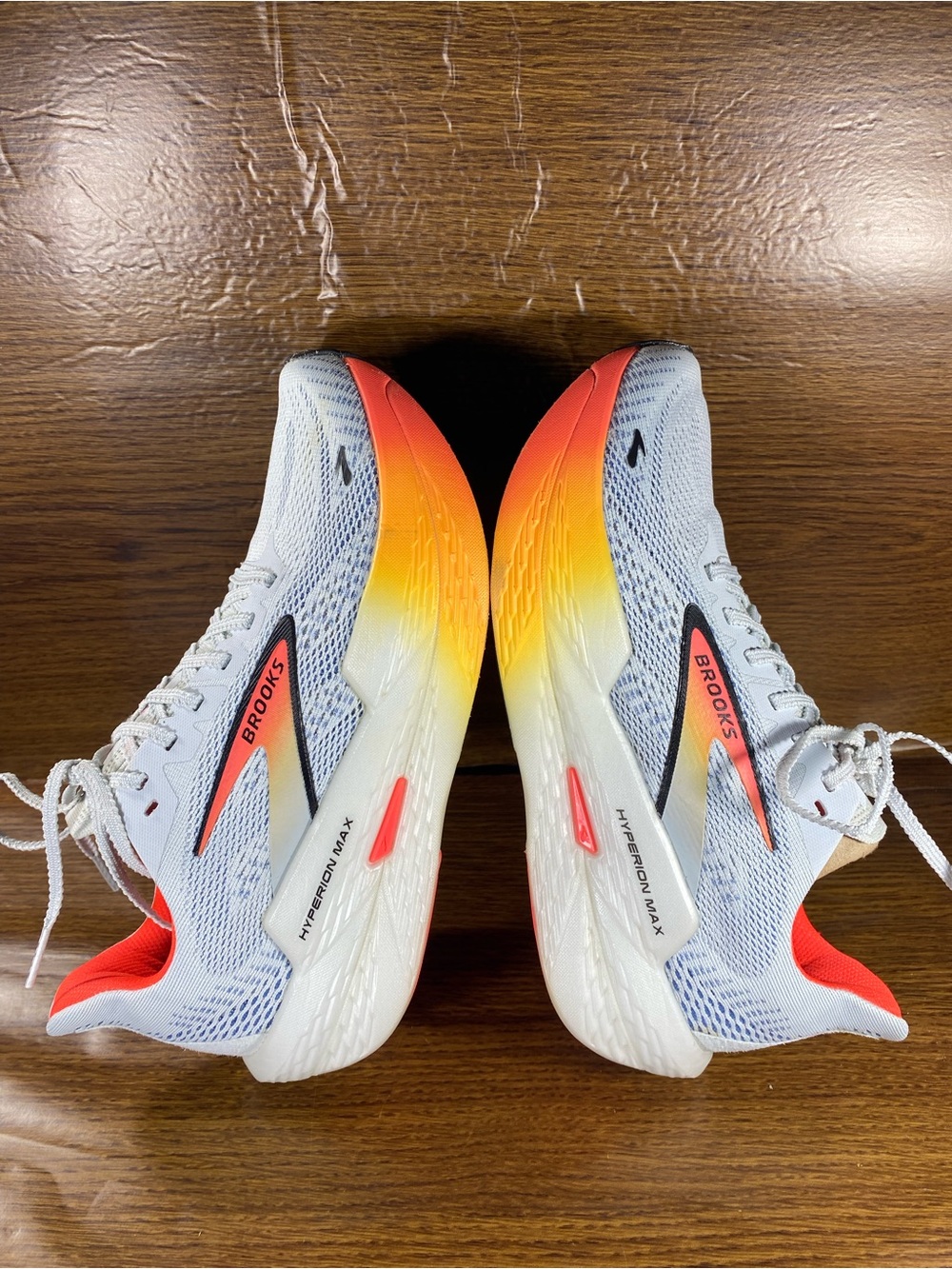 Brooks Hyperion max women’s shoe size 8 - Picture 8 of 14